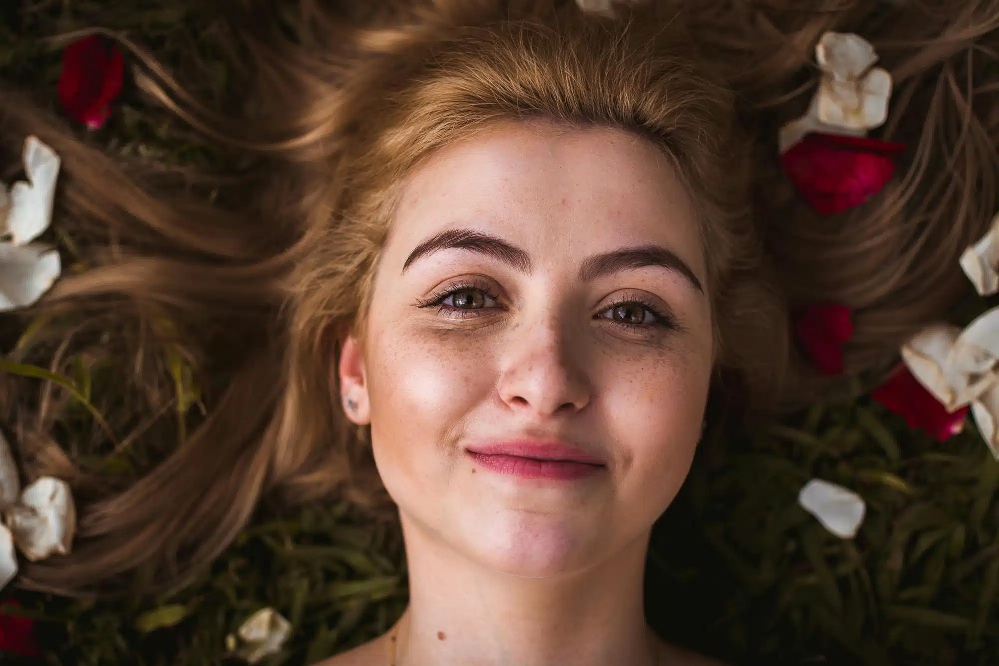 anti age behandeling bij schoonheidssalon vitacare almere. Een anti age behandeling is een verjongingsbehandeling gezicht, rimpelbehandeling zonder injecties en een huidverjonging zonder chirurgie.